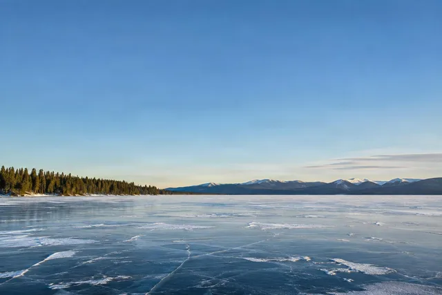 Frozen Lakes (20 images)