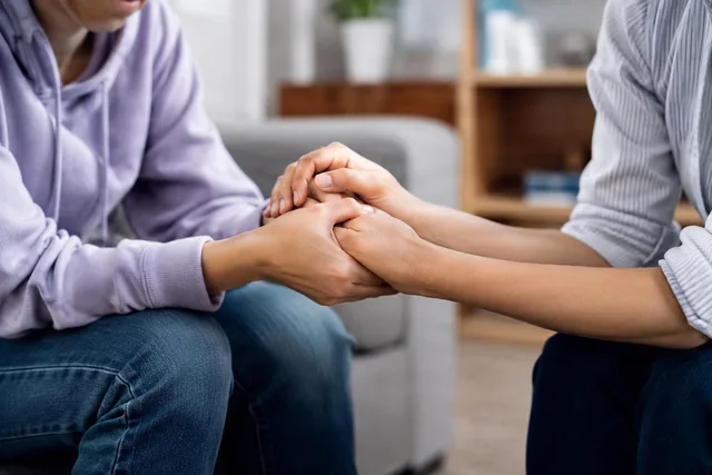 Supportive Handholding in Conversation